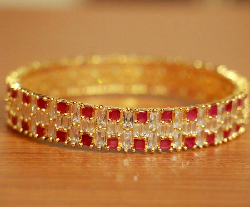 9 Stunning Collection of Ruby Bracelets for Women in Trend