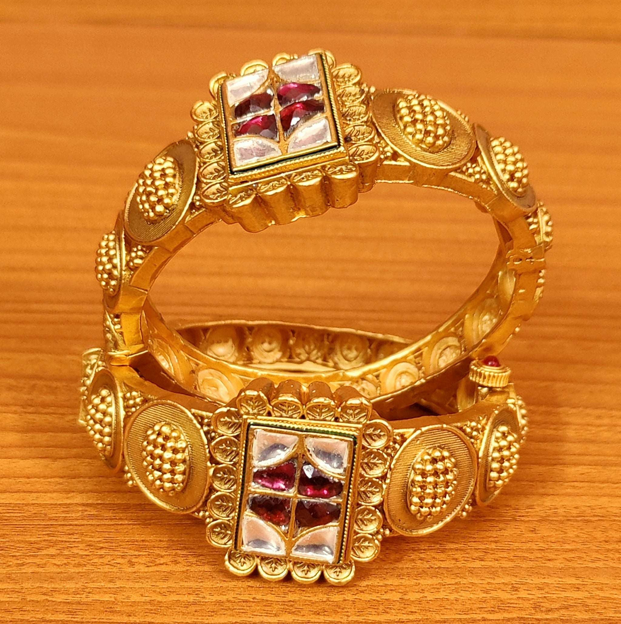 PREMIUM REAL GOLD LOOK ALIKE KUNDAN POLKI BANGLES Sanvi Jewels