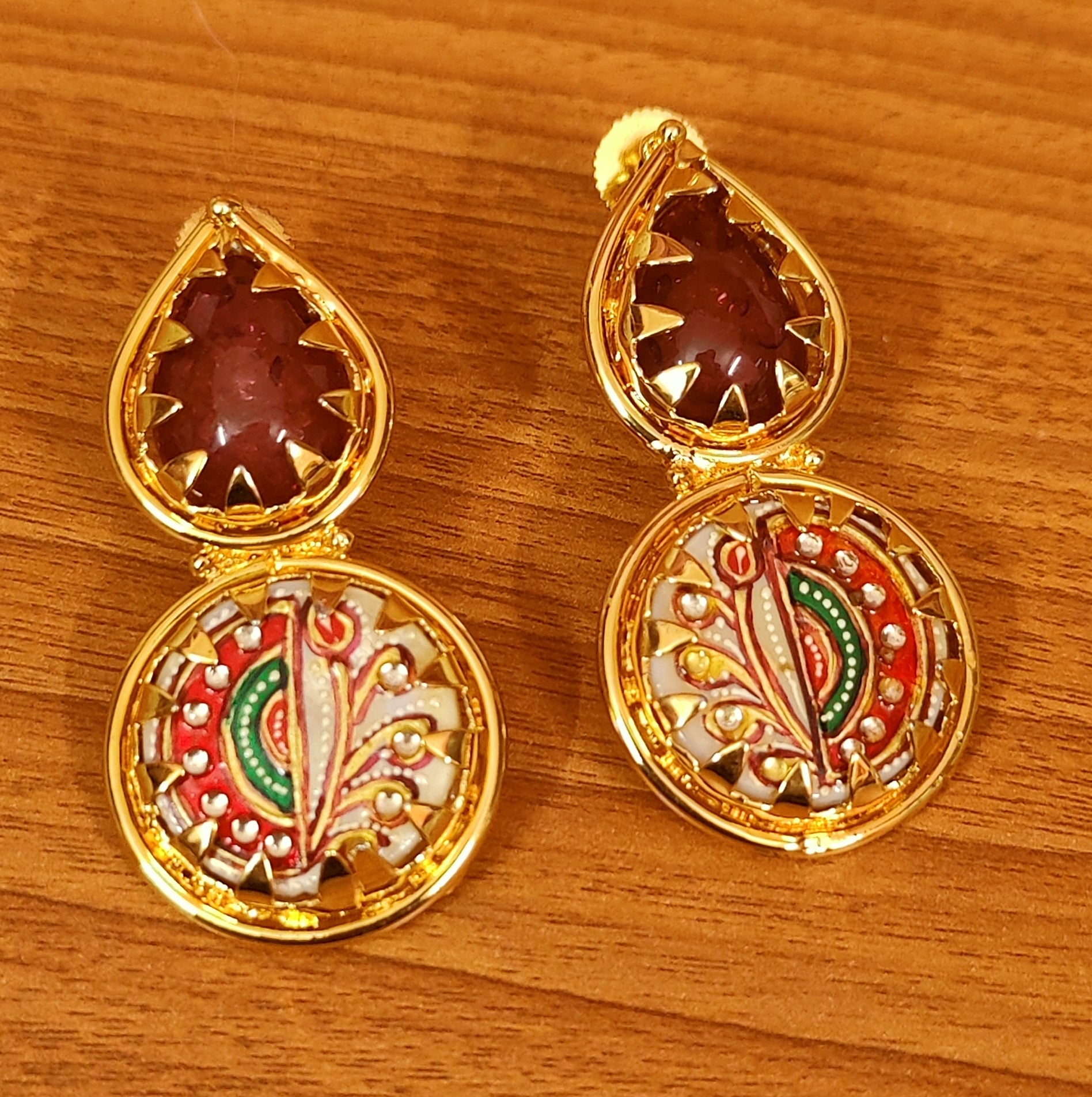Ethnic Gold Plated Jhumka Earrings  𝗔𝘀𝗽 𝗙𝗮𝘀𝗵𝗶𝗼𝗻  𝗝𝗲𝘄𝗲𝗹𝗹𝗲𝗿𝘆