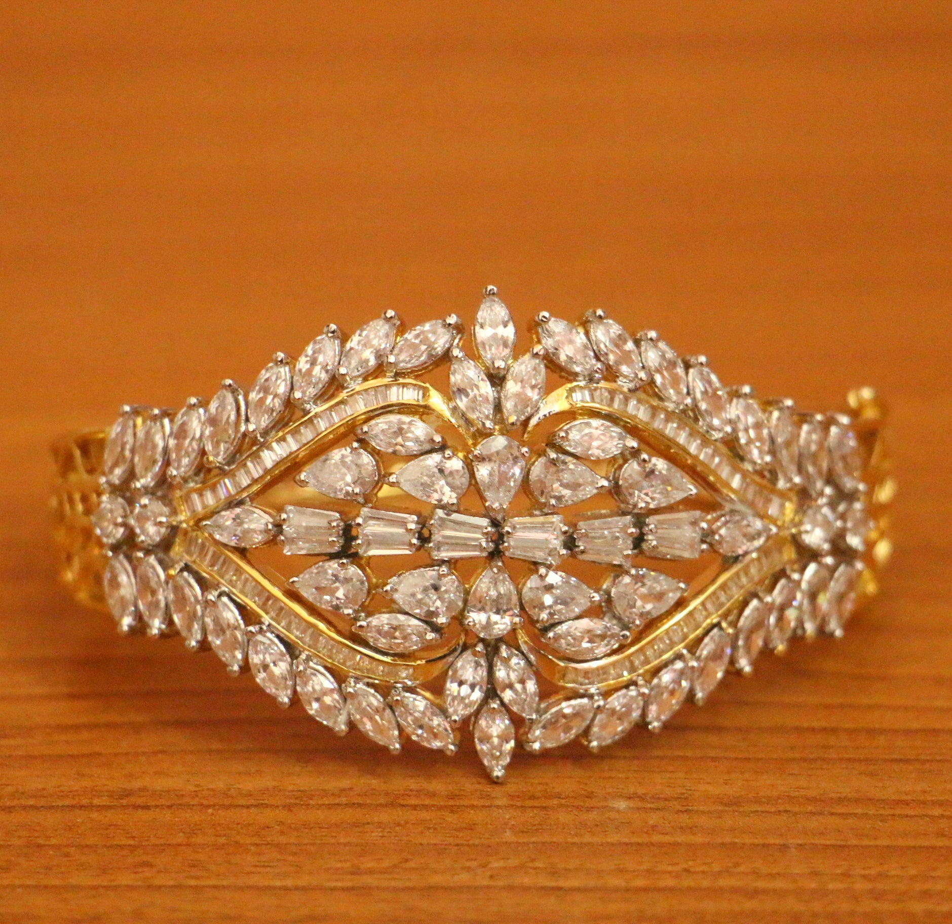 Flower American Diamond Openable Bracelet – SparklingTrendz
