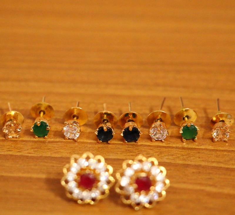 Color changeable stone earring set for women – www.soosi.co.in