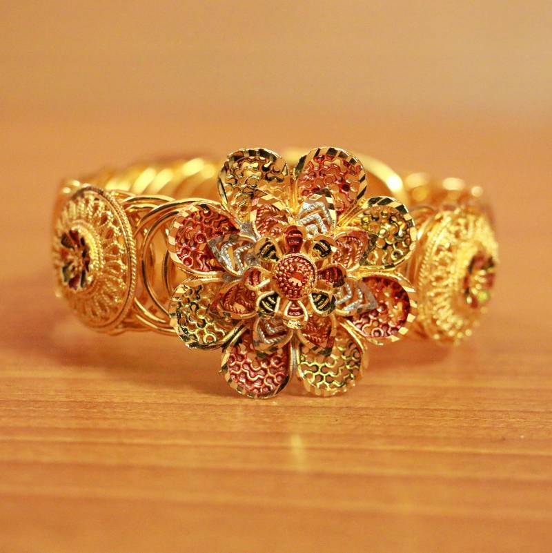 916 gold fancy meenakari ring for women | Gold ring designs, Gold rings  jewelry, Fancy