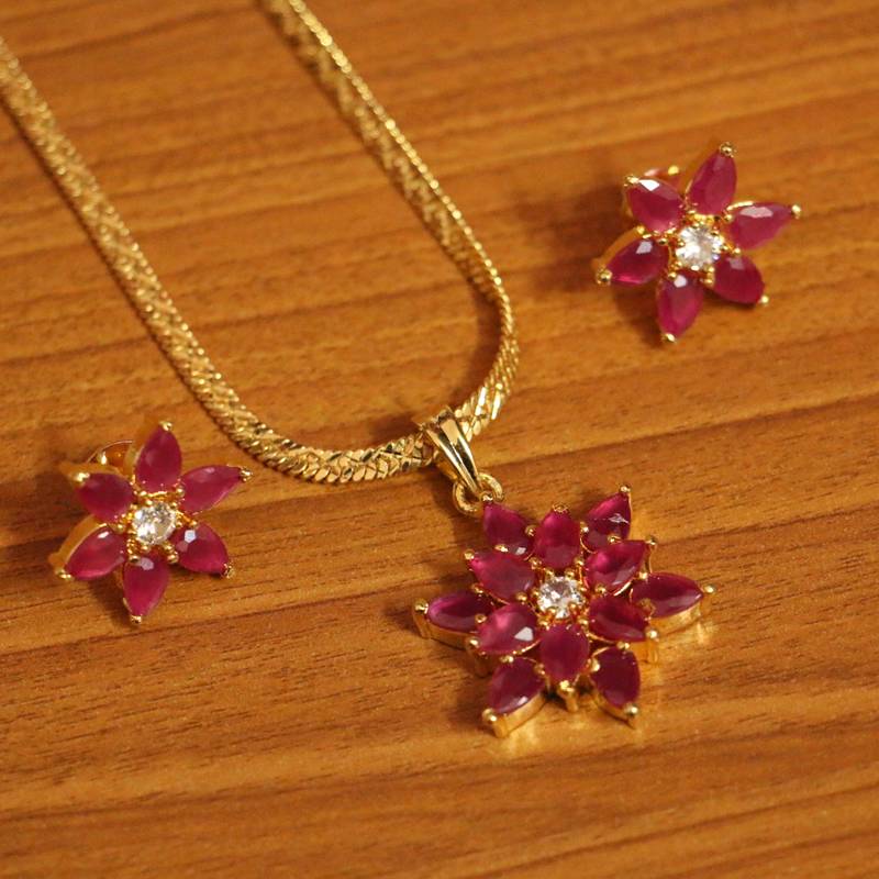 MULTICOLOUR CZ STUDDED FLOWER PENDANT SET