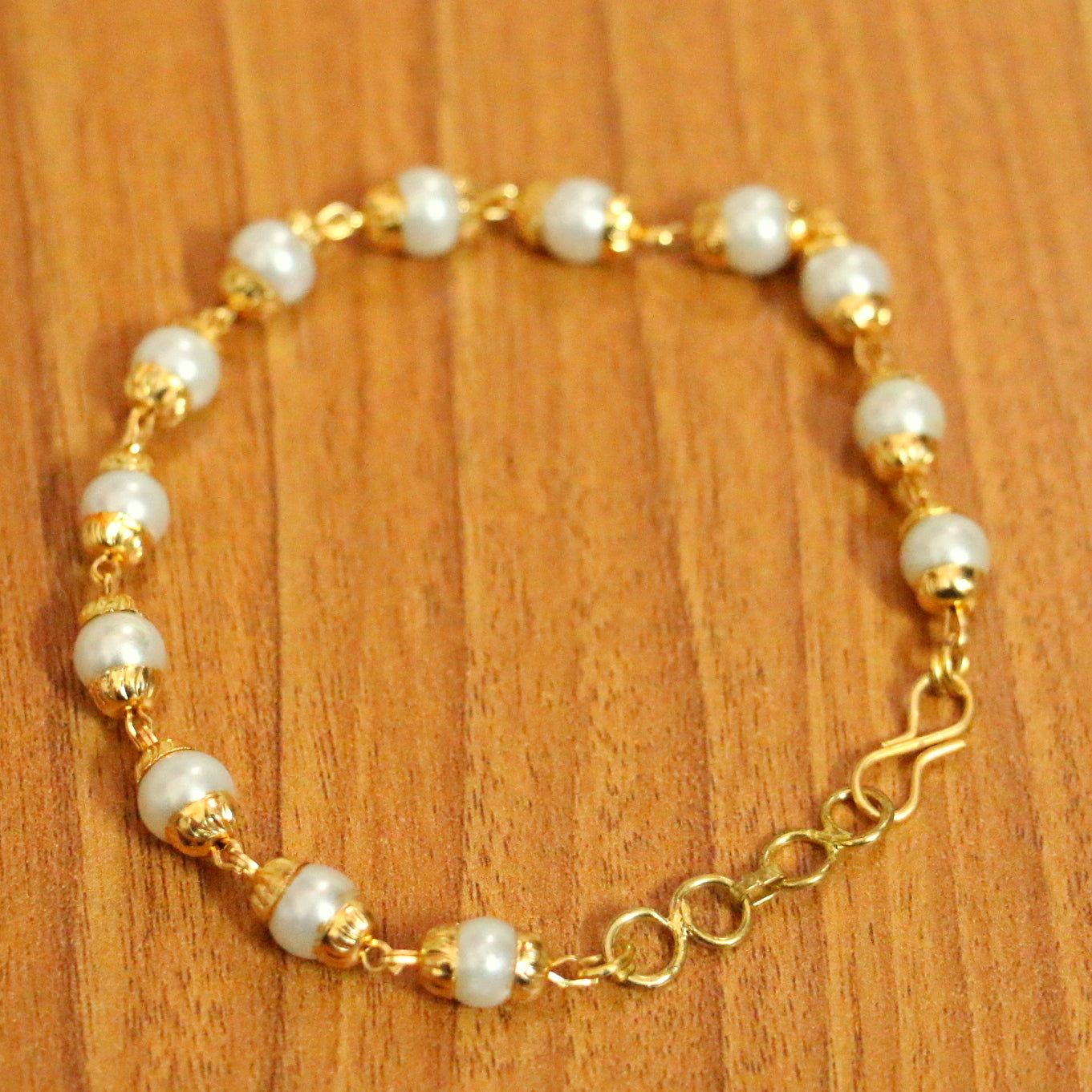Fashion Design 14K Gold Plated Hand-Made Bangle Pearl Crystal Bracelet -  China Fashion and Jewelry price | Made-in-China.com