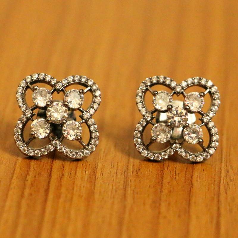 Vintage Alhambra earrings 18K rose gold - Van Cleef & Arpels